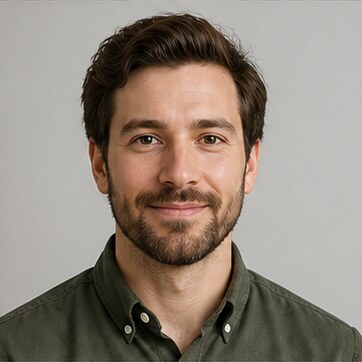 Headshot of Noah Williams